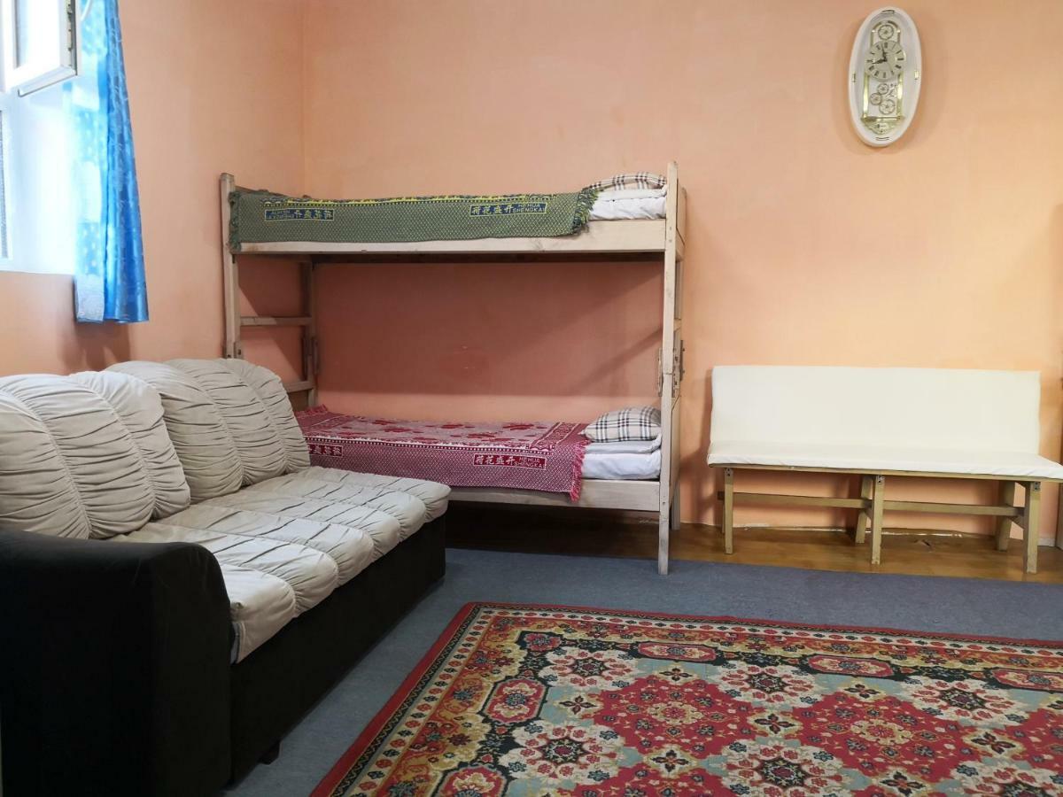 Town Yard Hostel Ulaanbaatar Exterior photo